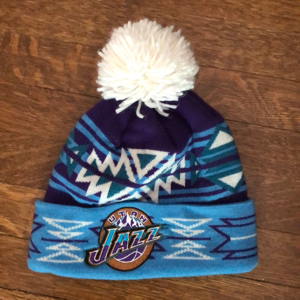 Mitchell & Ness Utah Jazz Pom Pom beanie